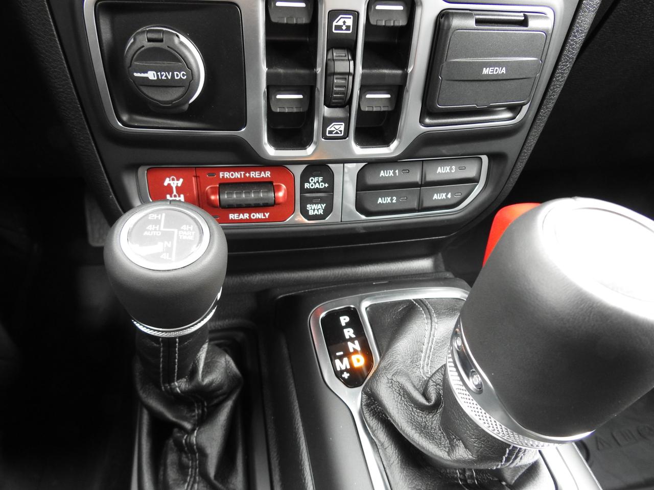 2025 Jeep Wrangler Rubicon X 4 Door 4x4 - DEMO - 0% UP TO 72 MONTHS Photo