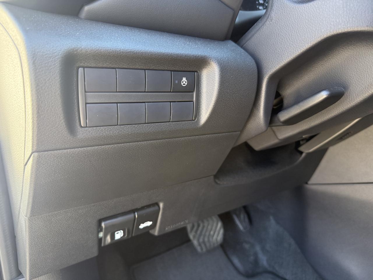 2024 Nissan Kicks SR FWD - Remote Start - Heated Seats Photo