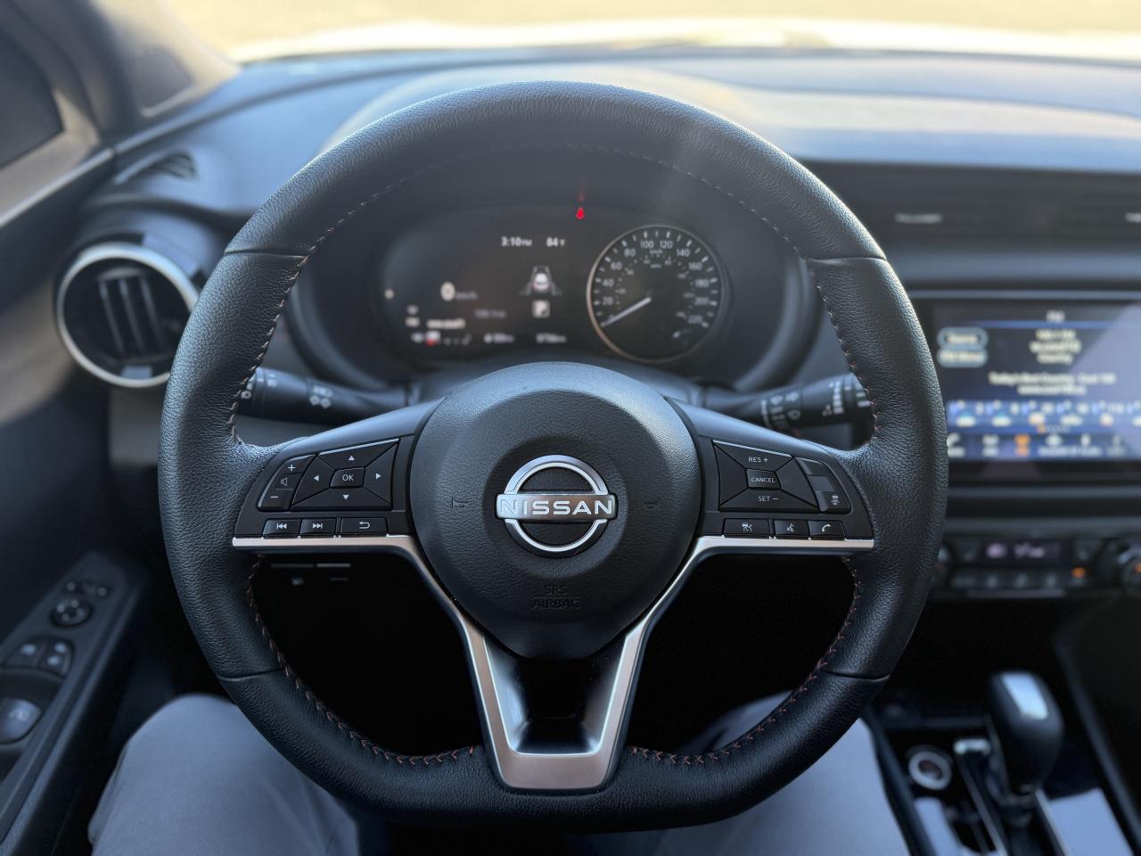 2024 Nissan Kicks SR FWD - Remote Start - Heated Seats Photo