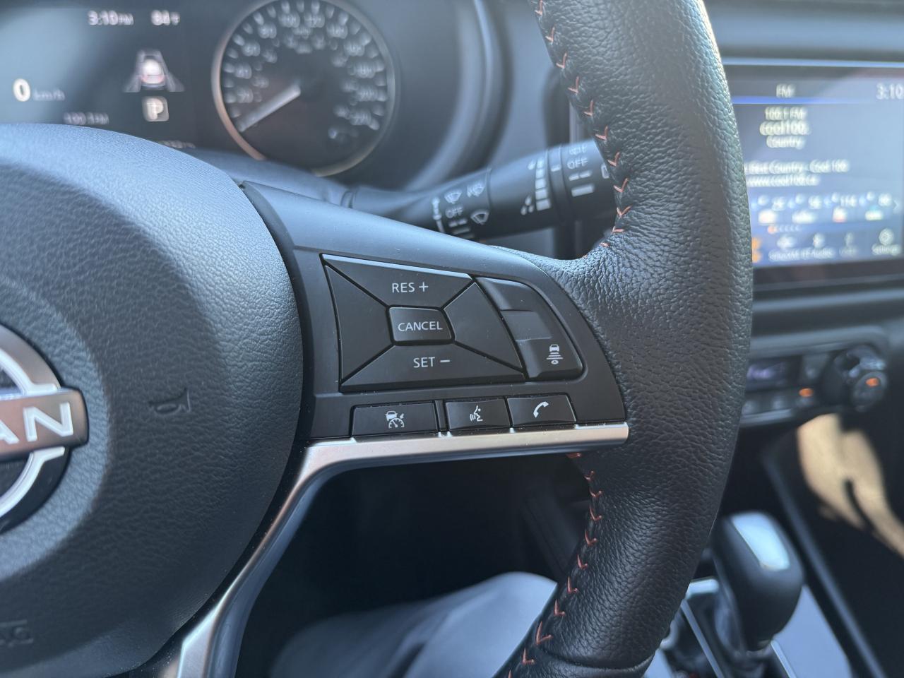 2024 Nissan Kicks SR FWD - Remote Start - Heated Seats Photo