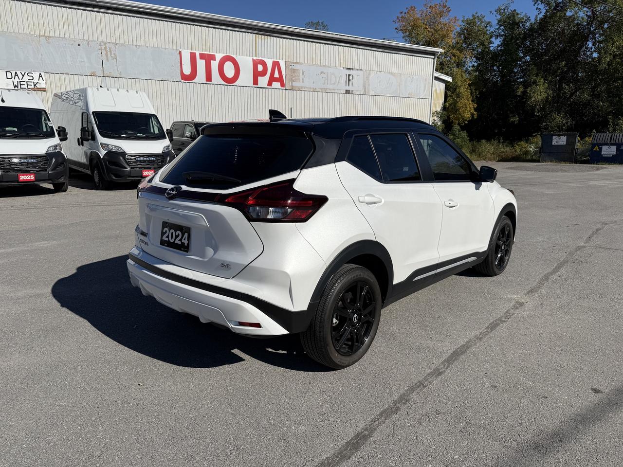 2024 Nissan Kicks SR FWD - Remote Start - Heated Seats Photo4