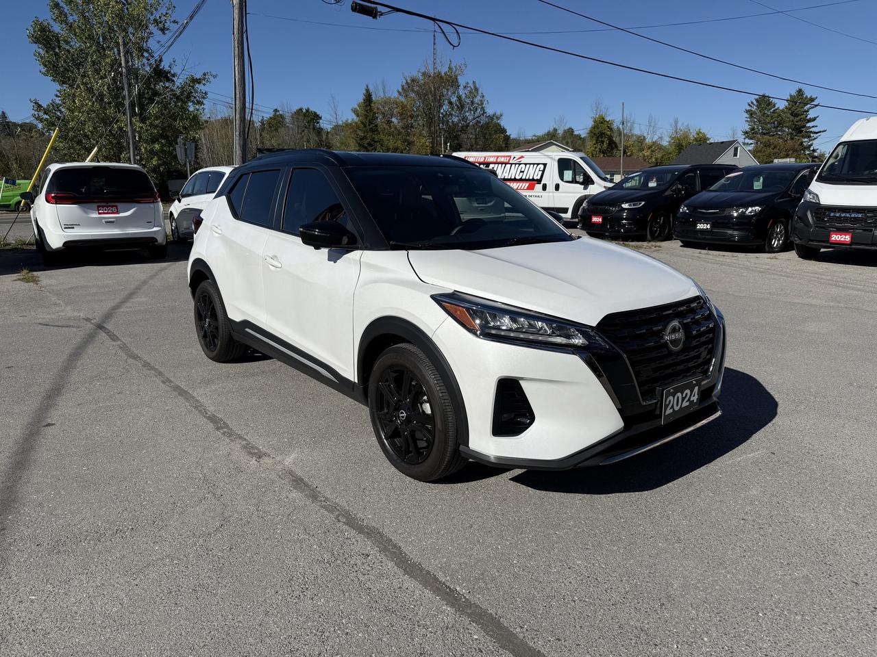 2024 Nissan Kicks SR FWD - Remote Start - Heated Seats Photo