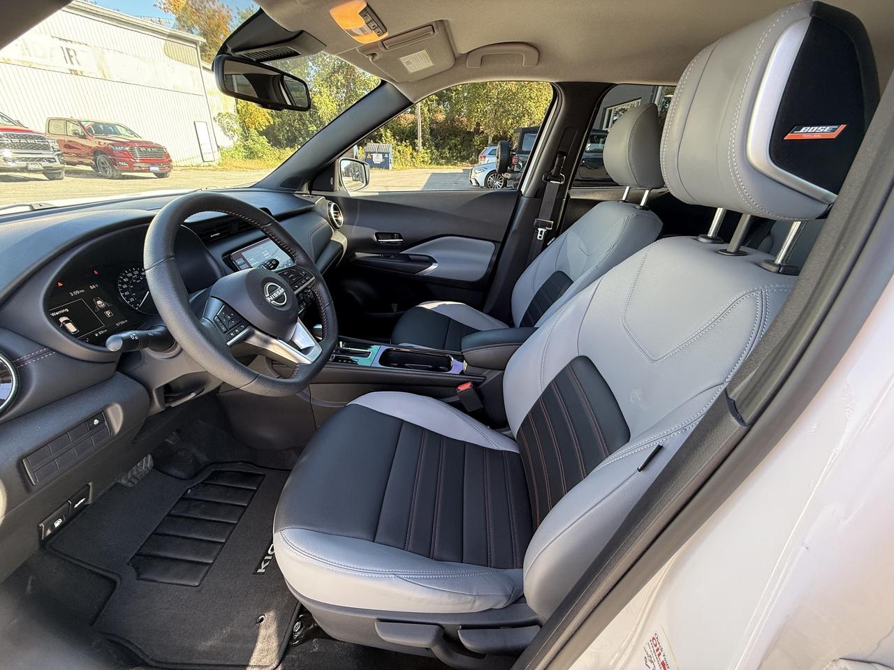 2024 Nissan Kicks SR FWD - Remote Start - Heated Seats Photo