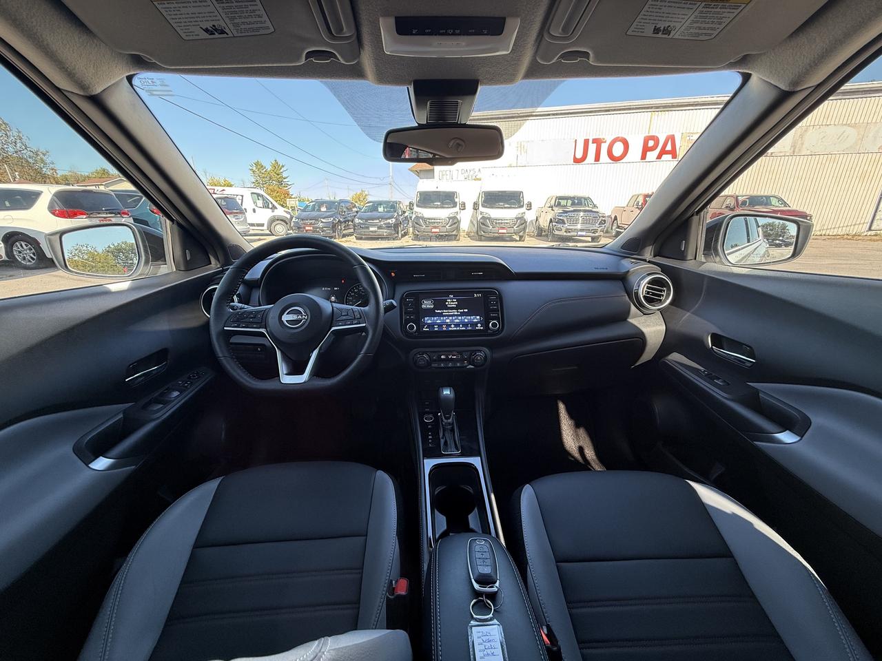 2024 Nissan Kicks SR FWD - Remote Start - Heated Seats Photo