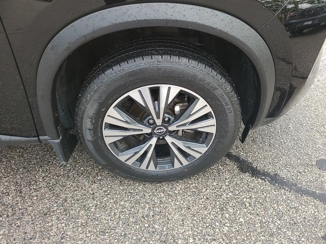 2023 Nissan Rogue SV Moonroof Heated Seats (LOW MILEAGE REDUCED!!) Photo