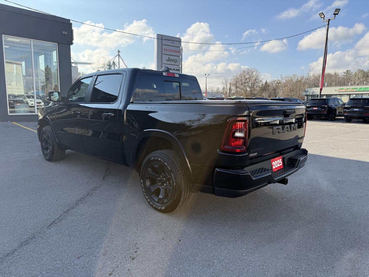 2025 RAM 1500 Big Horn 4x4 Crew - Demo: Qualifies for new rates! Photo2