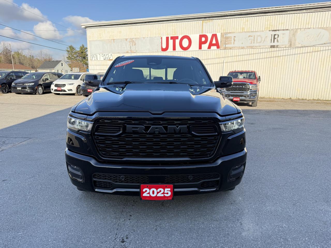 2025 RAM 1500 Big Horn 4x4 Crew - Demo: Qualifies for new rates! Photo