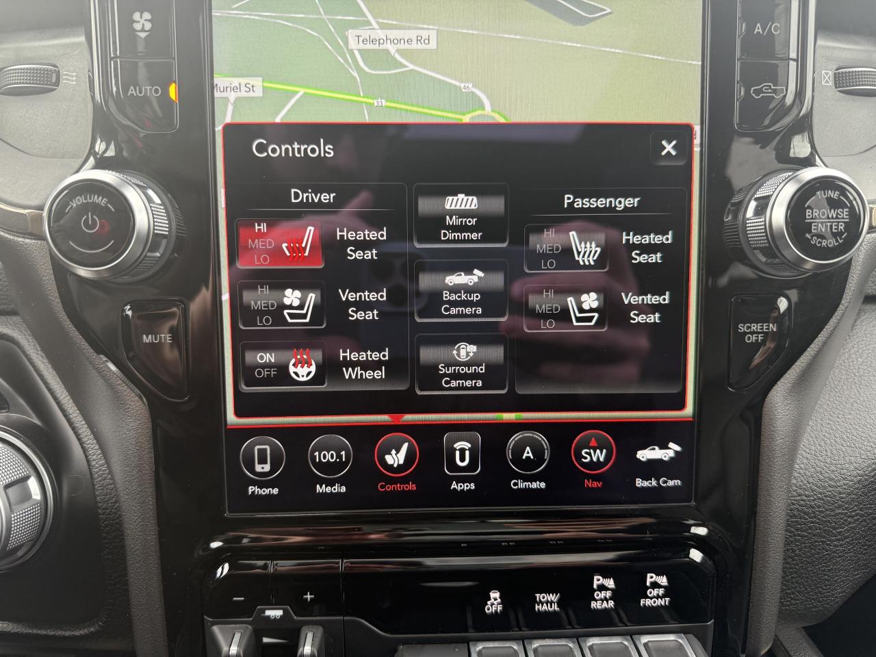 2020 RAM 1500 SPORT CREW 4X4 - HEMI - PANORAMIC SUNROOF Photo