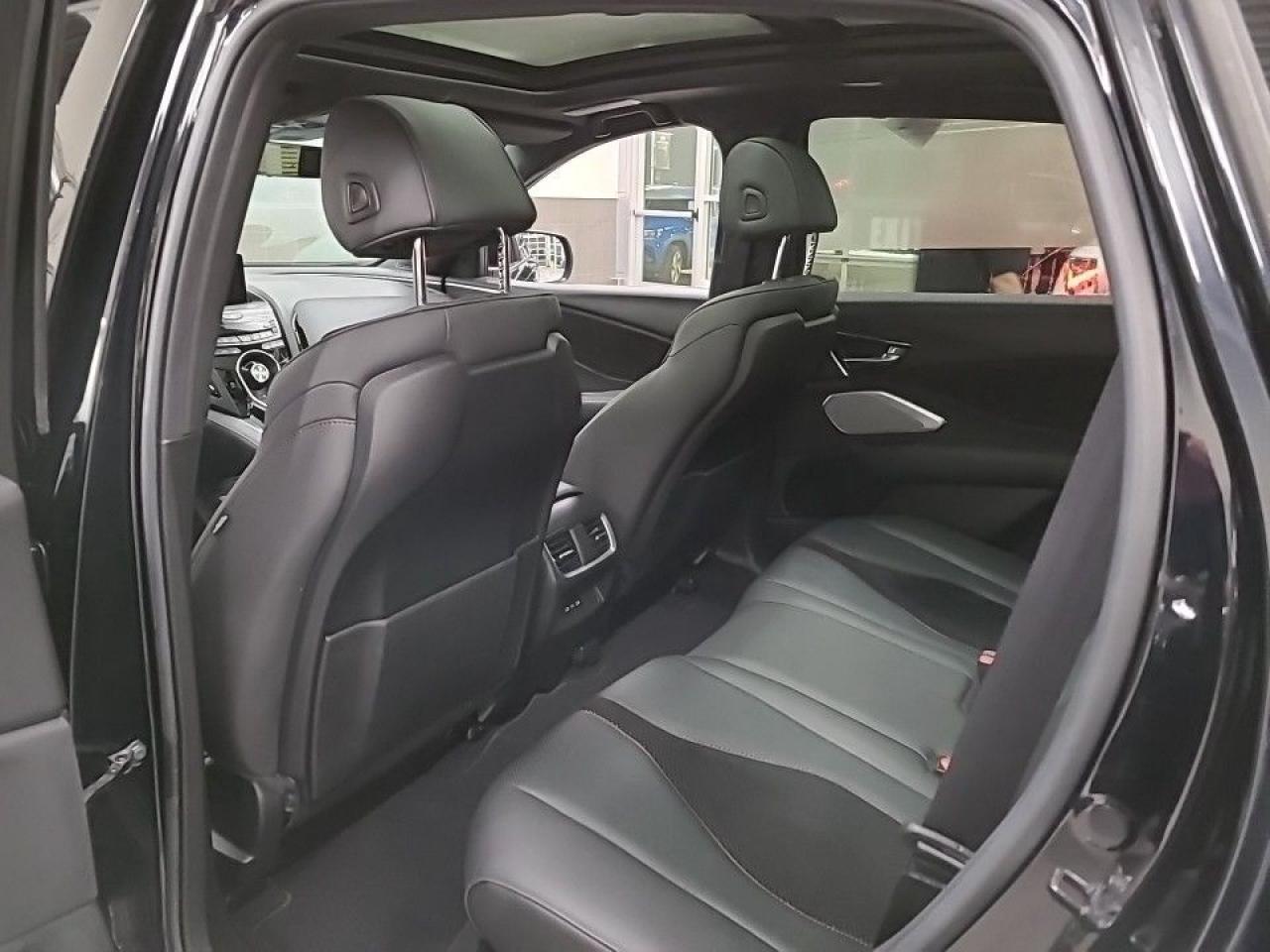 2023 Acura RDX A-Spec AWD (7 Year 160K Factory Warranty Incl) Photo
