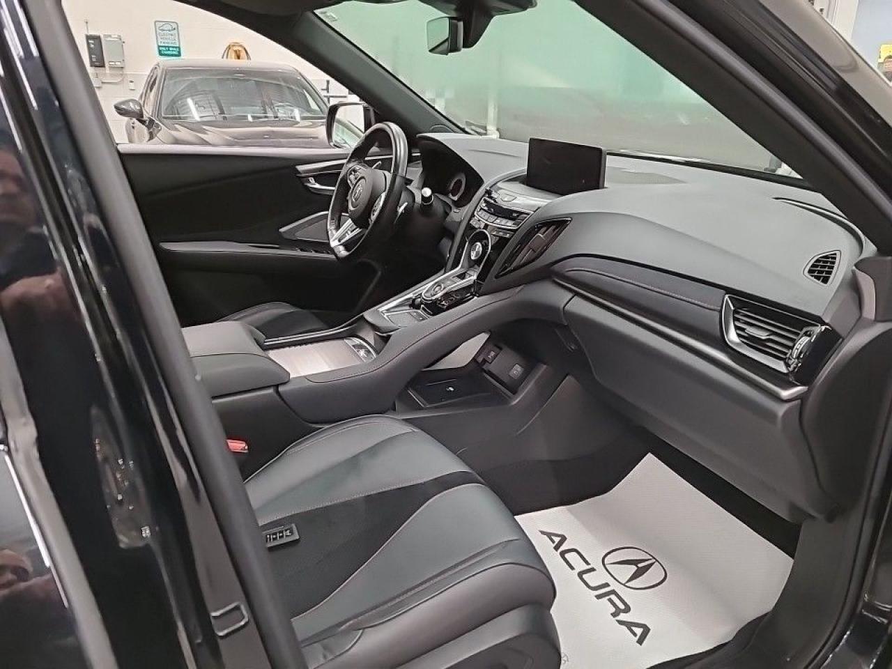 2023 Acura RDX A-Spec AWD (7 Year 160K Factory Warranty Incl) Photo