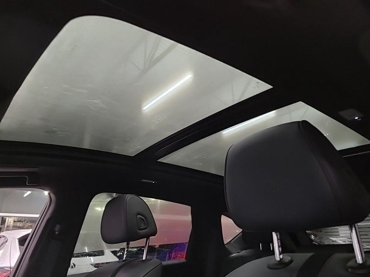 2023 Acura RDX A-Spec AWD (7 Year 160K Factory Warranty Incl) Photo