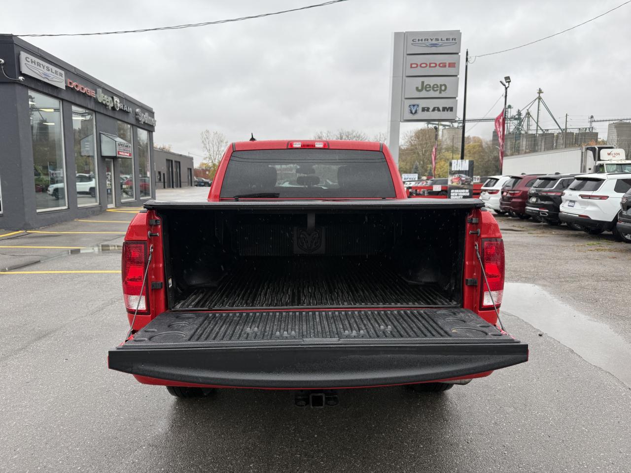 2023 RAM 1500 Classic Express 4x4 Crew Cab - Extended Warranty! Photo