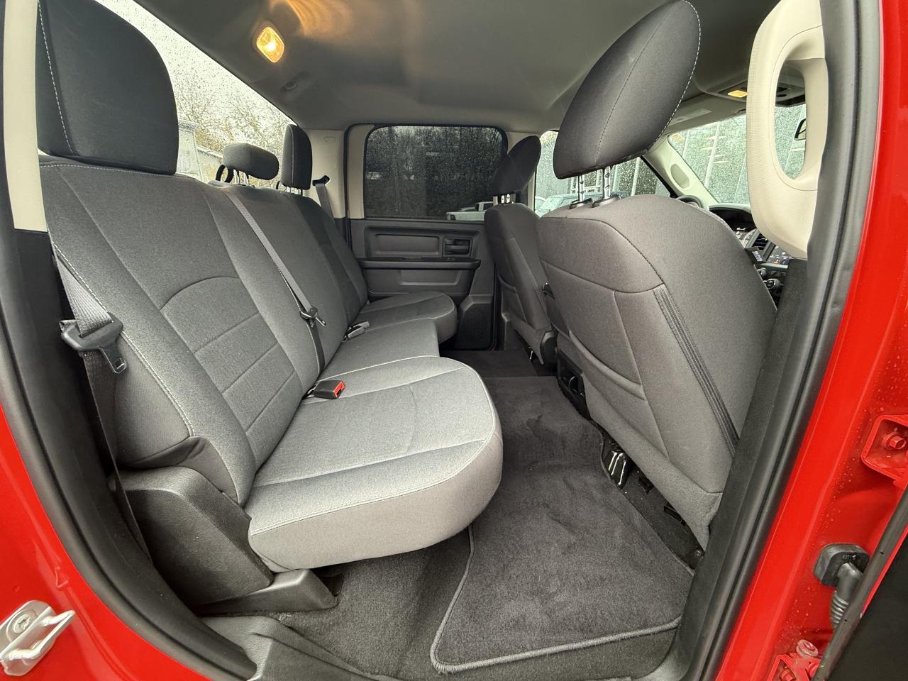 2023 RAM 1500 Classic Express 4x4 Crew Cab - Extended Warranty! Photo