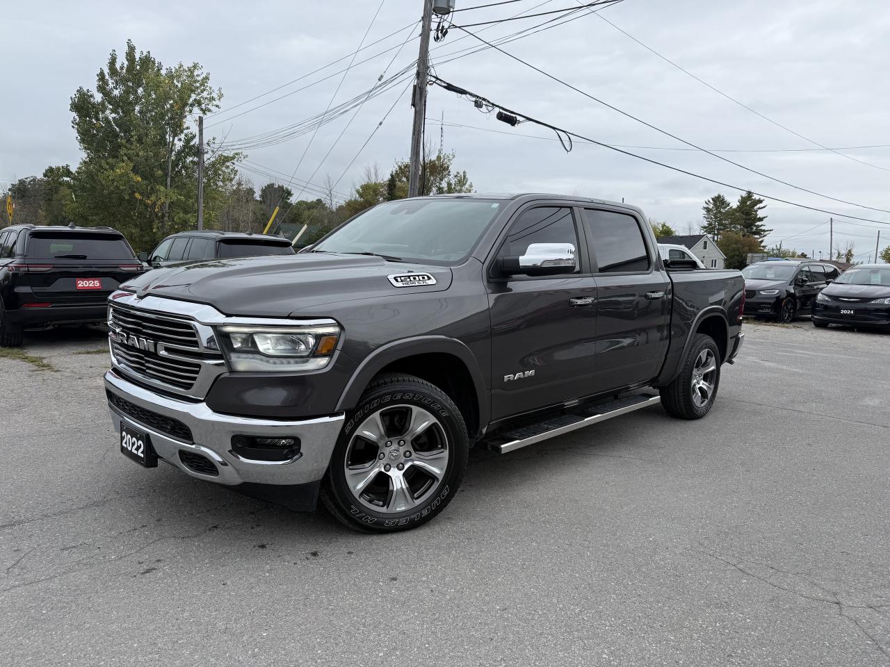 2022 RAM 1500 Laramie 4x4 Crew Cab - Extended Warranty! Photo0