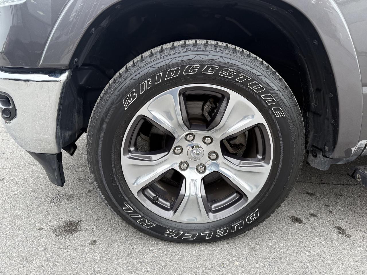 2022 RAM 1500 Laramie 4x4 Crew: Extended Warranty! - Go Low Zone Photo