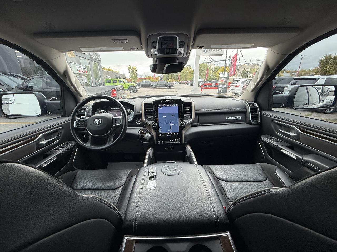 2022 RAM 1500 Laramie 4x4 Crew Cab - Extended Warranty! Photo