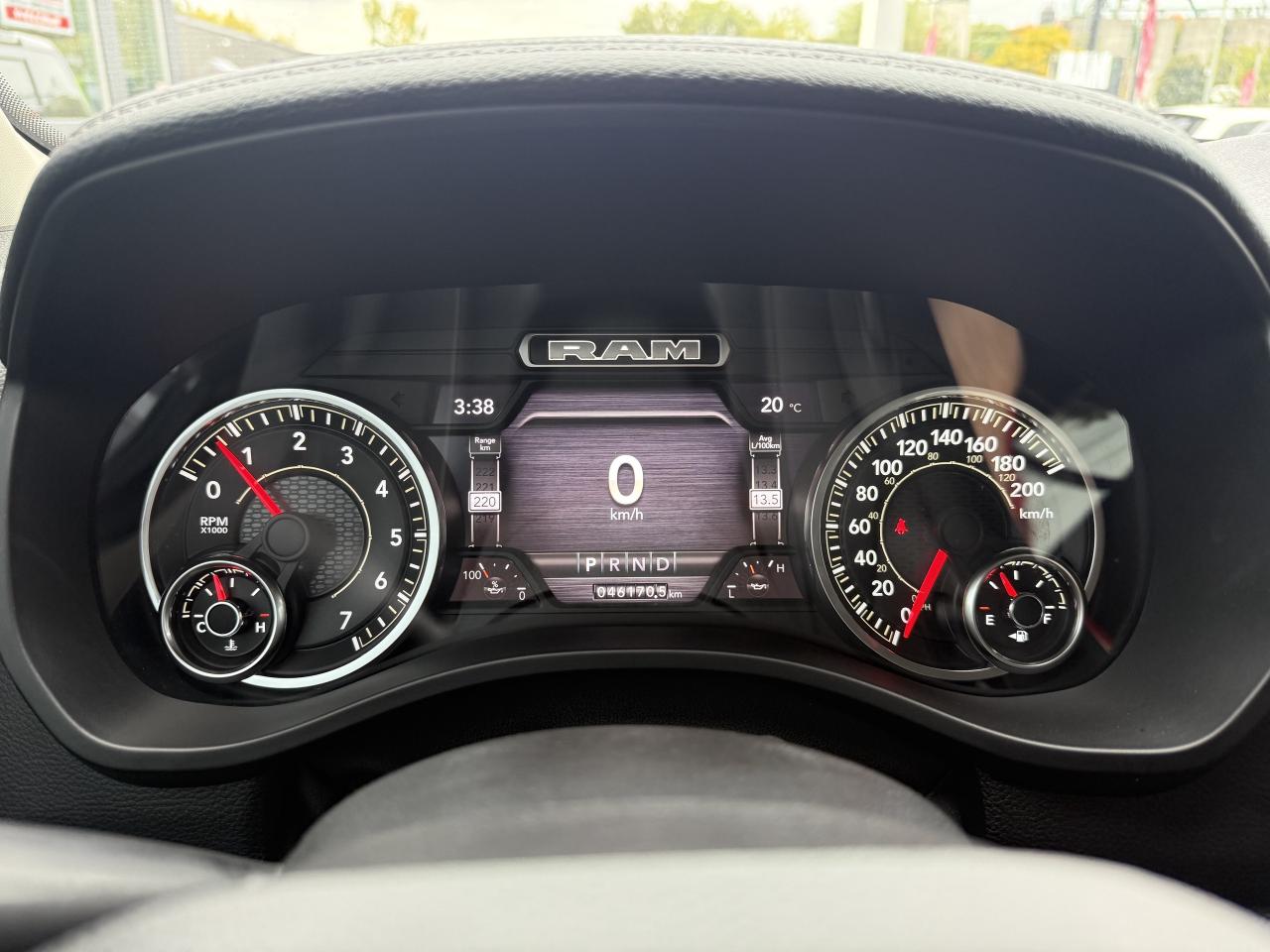 2022 RAM 1500 Laramie 4x4 Crew: Extended Warranty! - Go Low Zone Photo