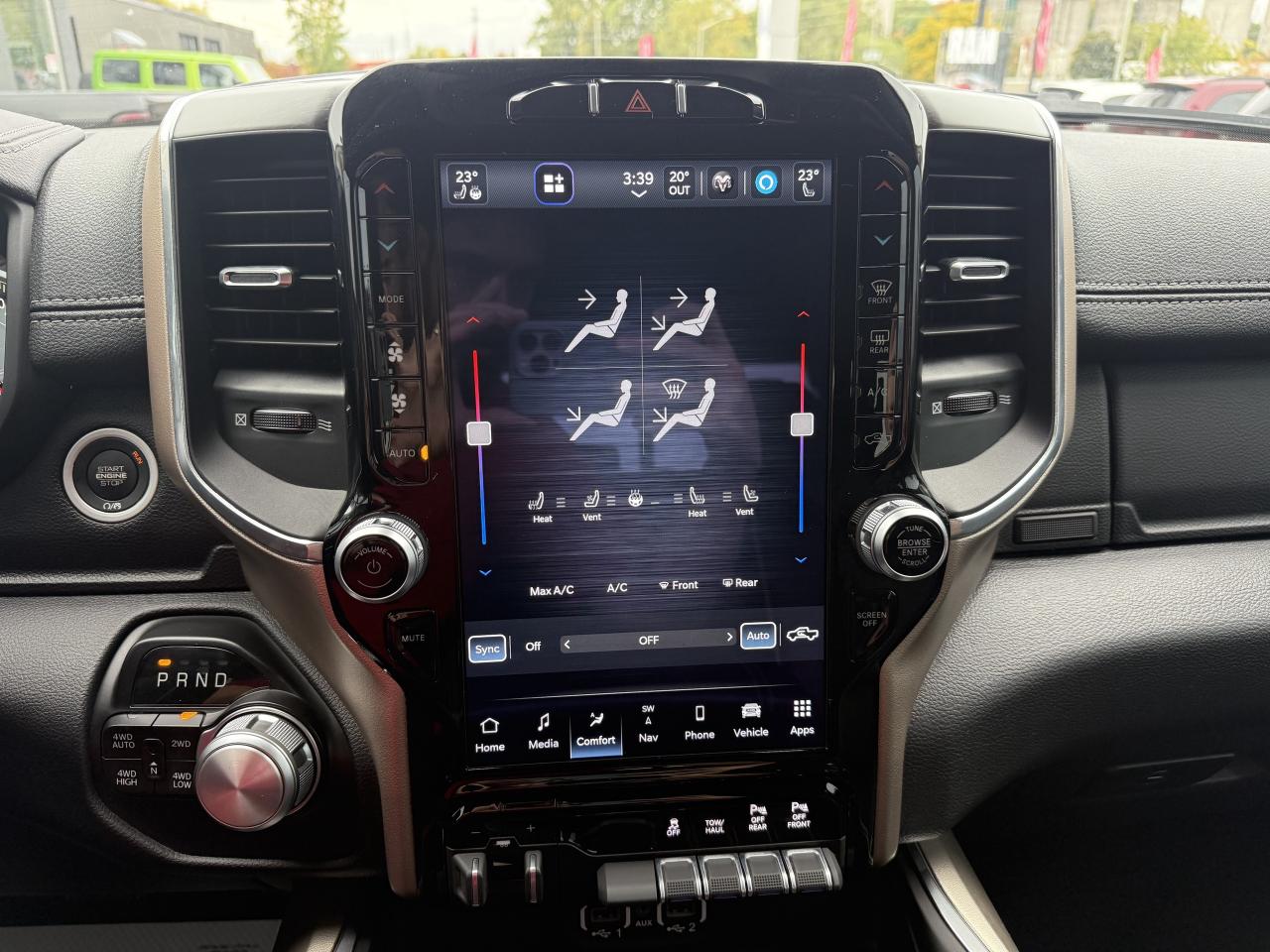 2022 RAM 1500 Laramie 4x4 Crew: Extended Warranty! - Go Low Zone Photo