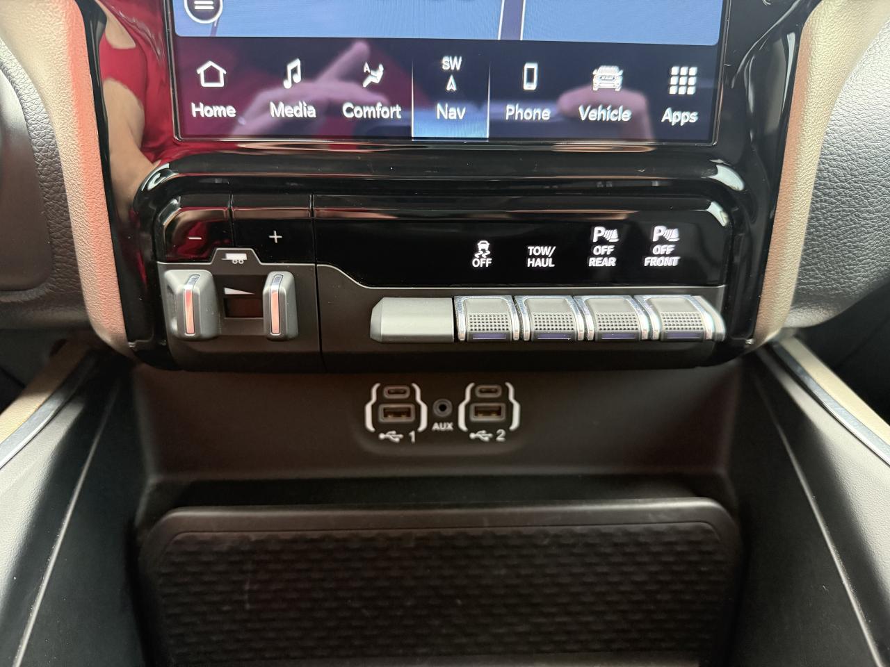 2022 RAM 1500 Laramie 4x4 Crew: Extended Warranty! - Go Low Zone Photo