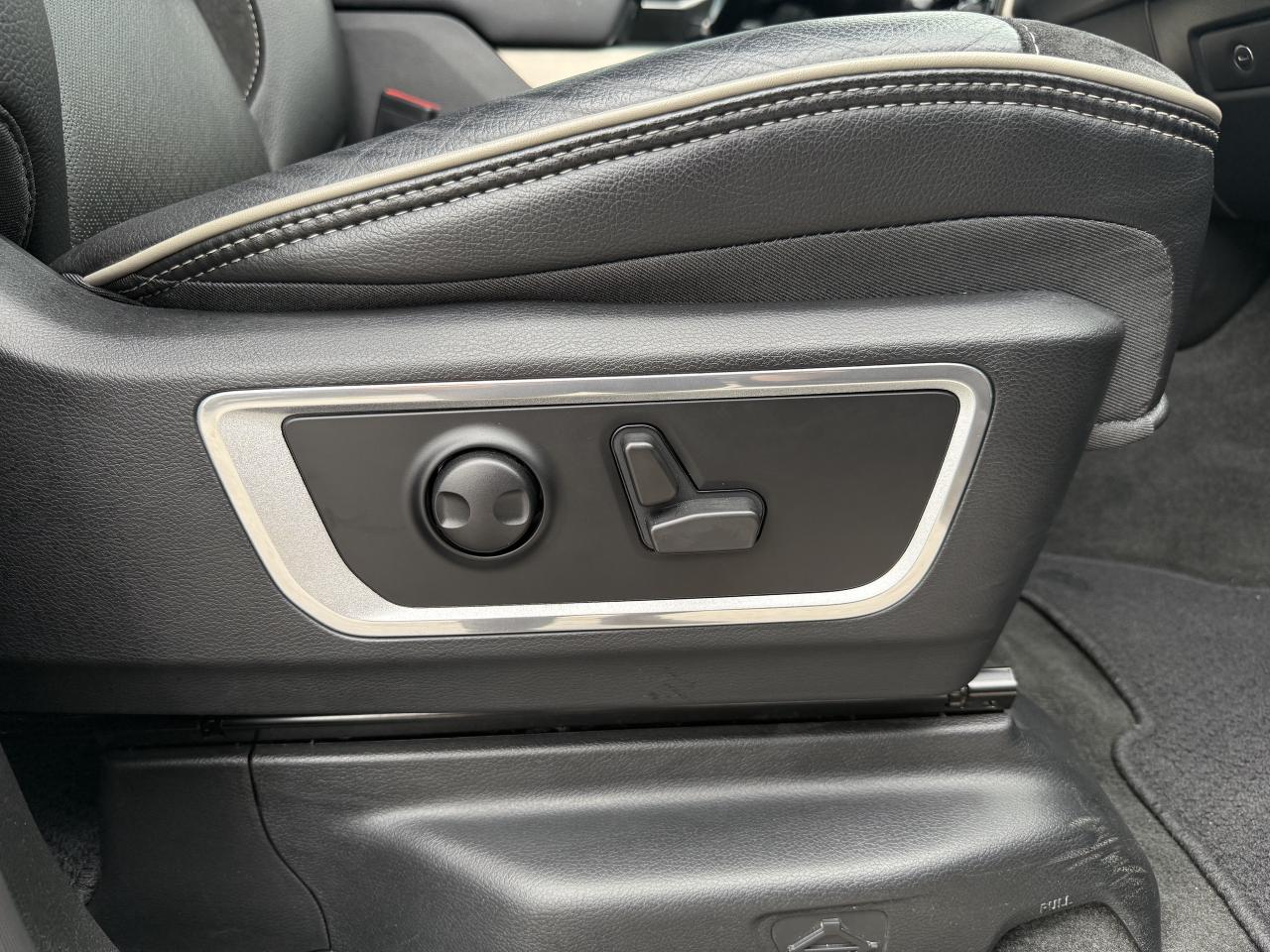 2022 RAM 1500 Laramie 4x4 Crew: Extended Warranty! - Go Low Zone Photo