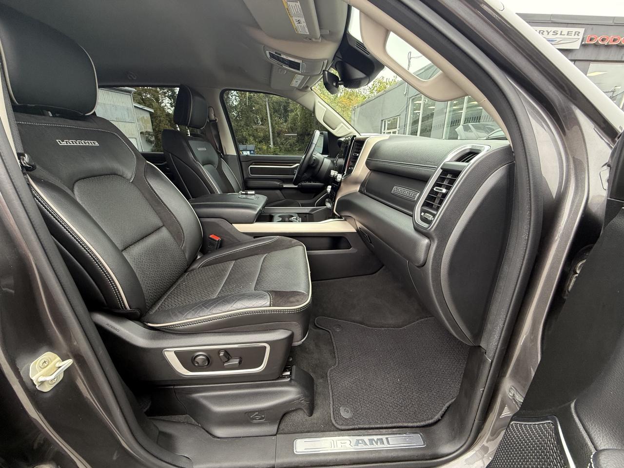 2022 RAM 1500 Laramie 4x4 Crew: Extended Warranty! - Go Low Zone Photo