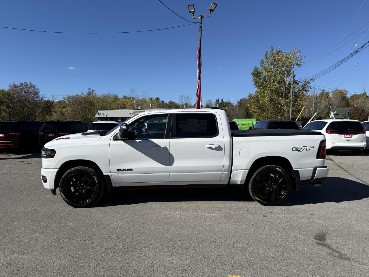 2025 RAM 1500 SPORT CREW GT- TOW GROUP- AIR RIDE-FLOOR SHIFT Photo