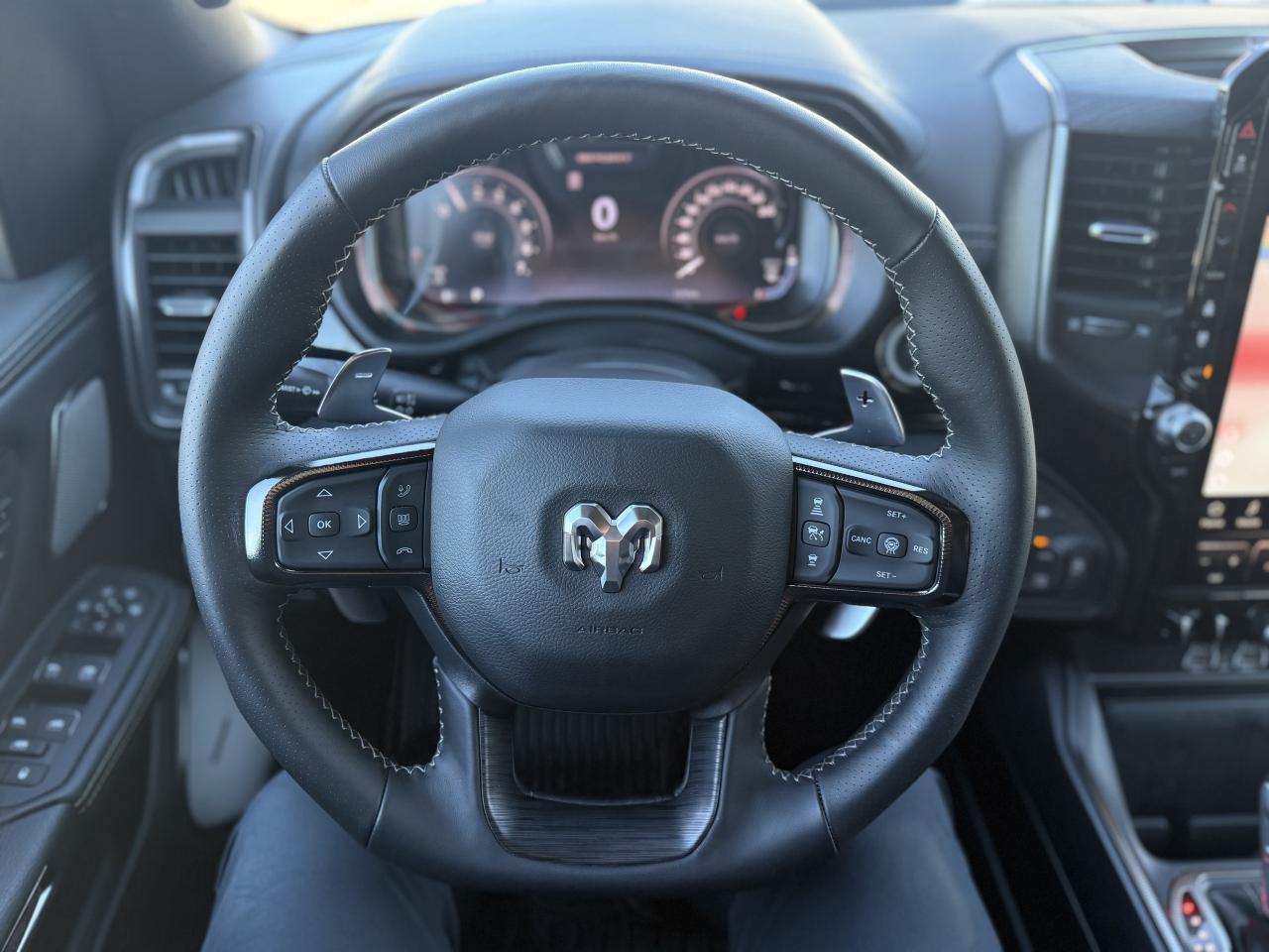 2025 RAM 1500 SPORT CREW GT- TOW GROUP- AIR RIDE-FLOOR SHIFT Photo