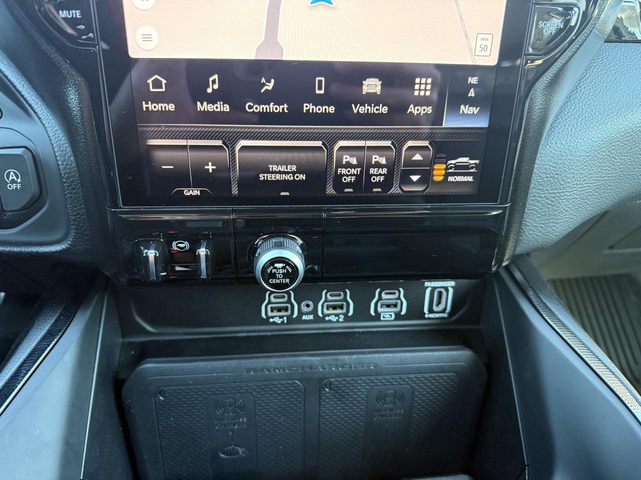 2025 RAM 1500 SPORT CREW GT- TOW GROUP- AIR RIDE-FLOOR SHIFT Photo