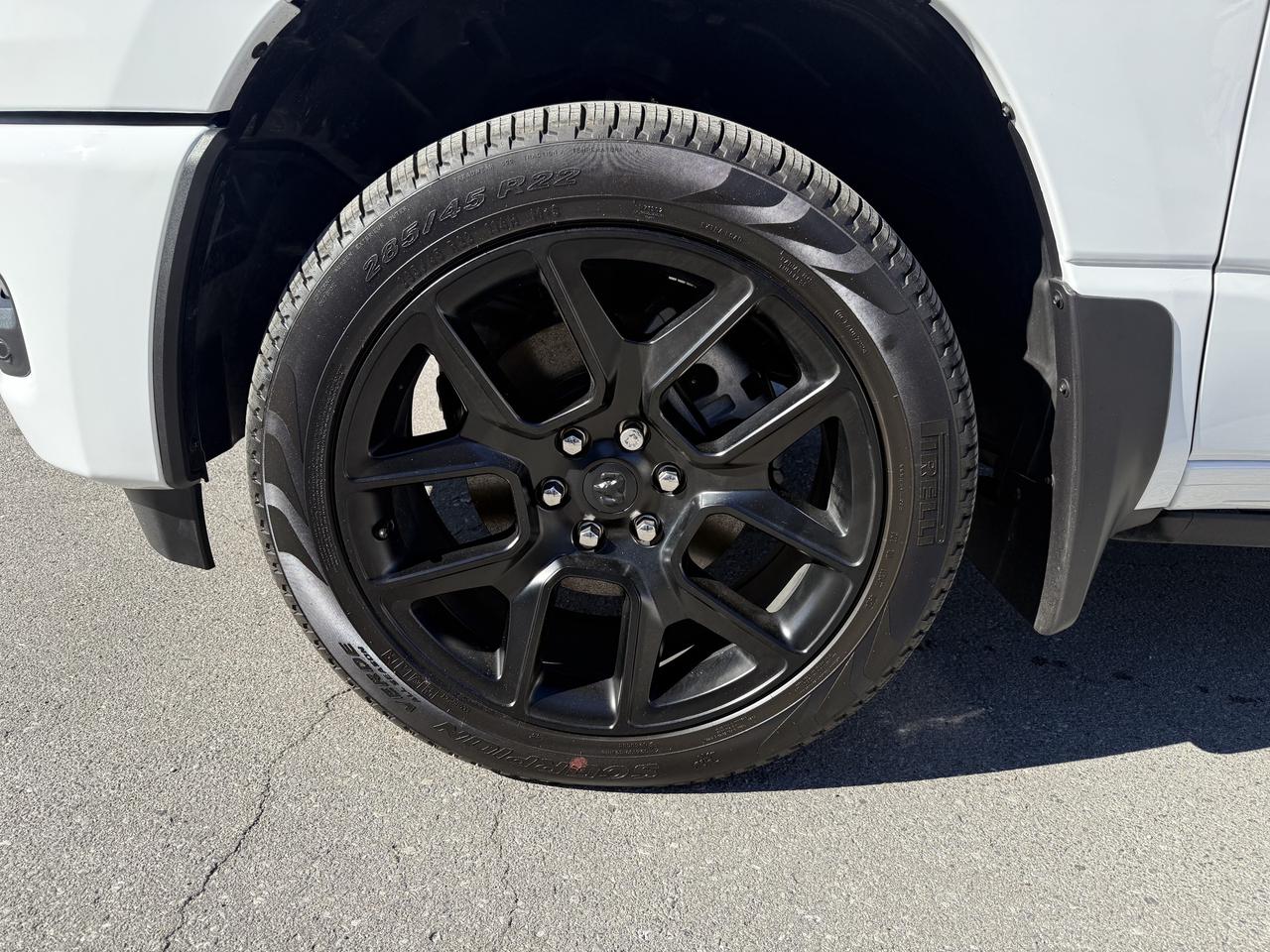 2025 RAM 1500 SPORT CREW GT- TOW GROUP- AIR RIDE-FLOOR SHIFT Photo