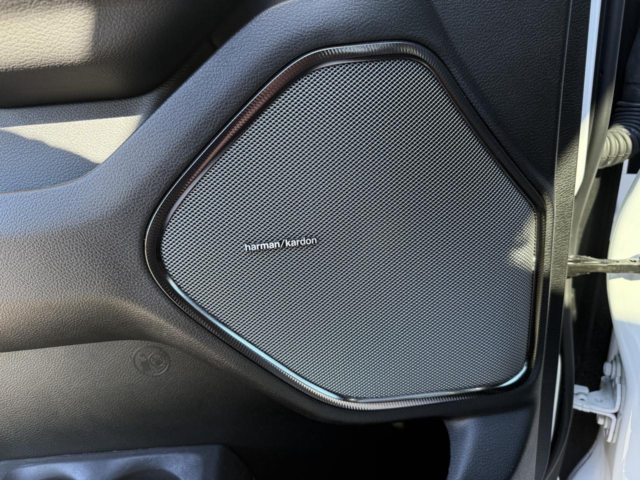 2025 RAM 1500 SPORT CREW GT- TOW GROUP- AIR RIDE-FLOOR SHIFT Photo