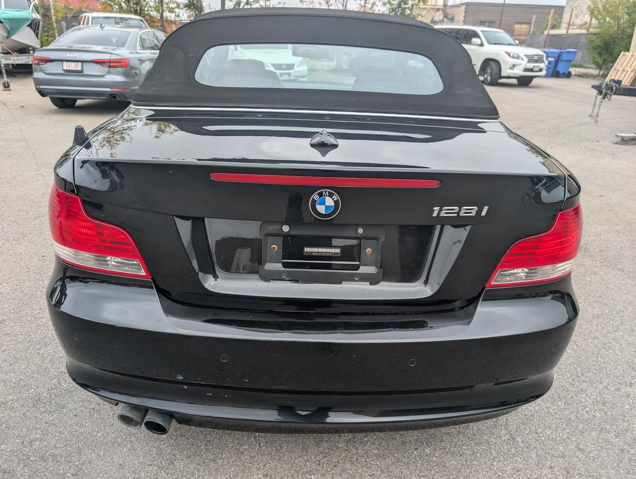 2010 BMW 1 Series SPORT PACKAGE 2dr Cabriolet 128i Photo