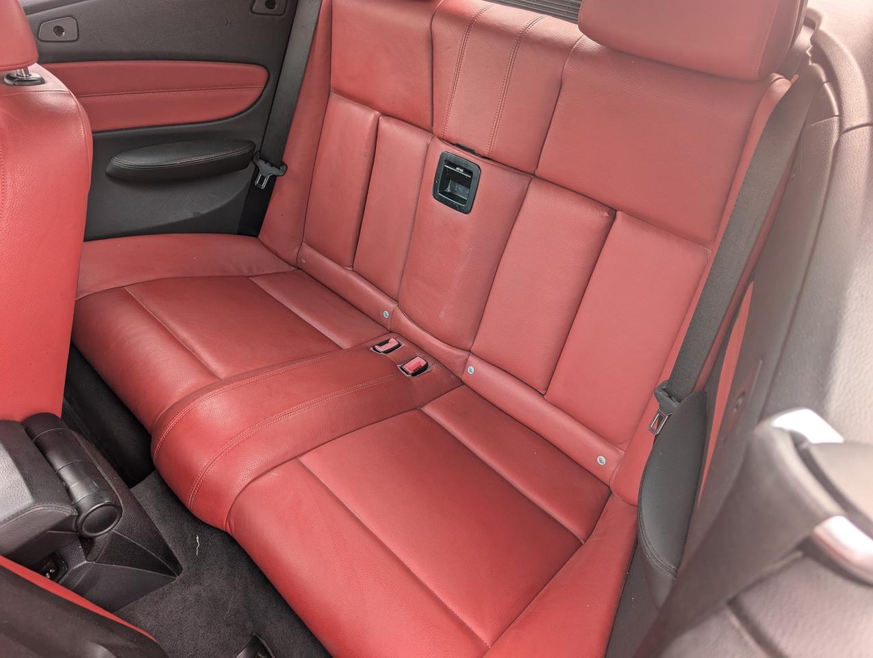 2010 BMW 1 Series SPORT PACKAGE 2dr Cabriolet 128i Photo