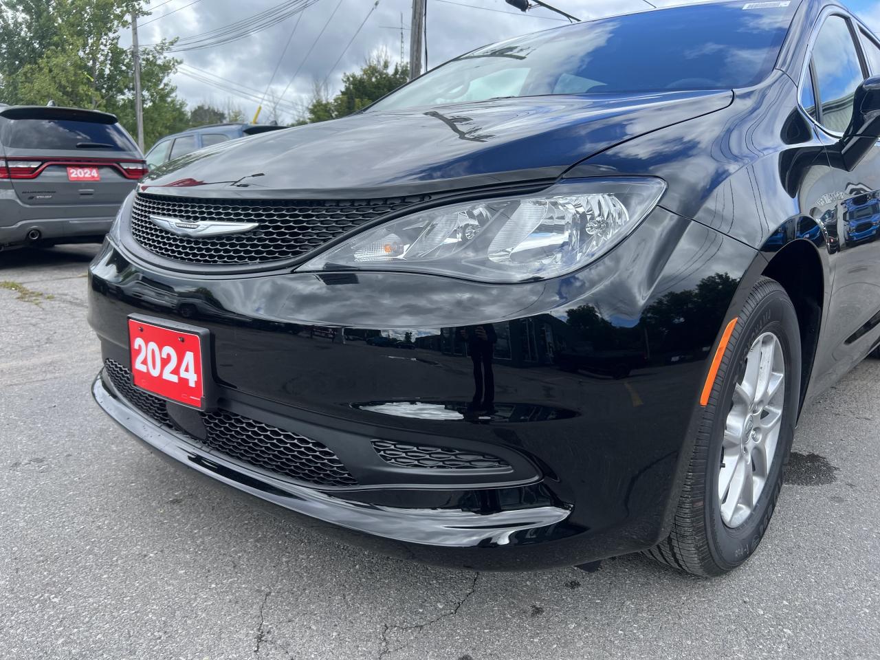 2024 Chrysler Grand Caravan SXT - Safety Tec Group - Navigation Photo