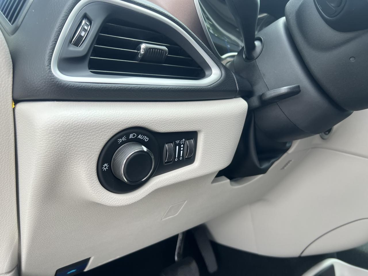 2024 Chrysler Grand Caravan SXT - Safety Tec Group - Navigation Photo