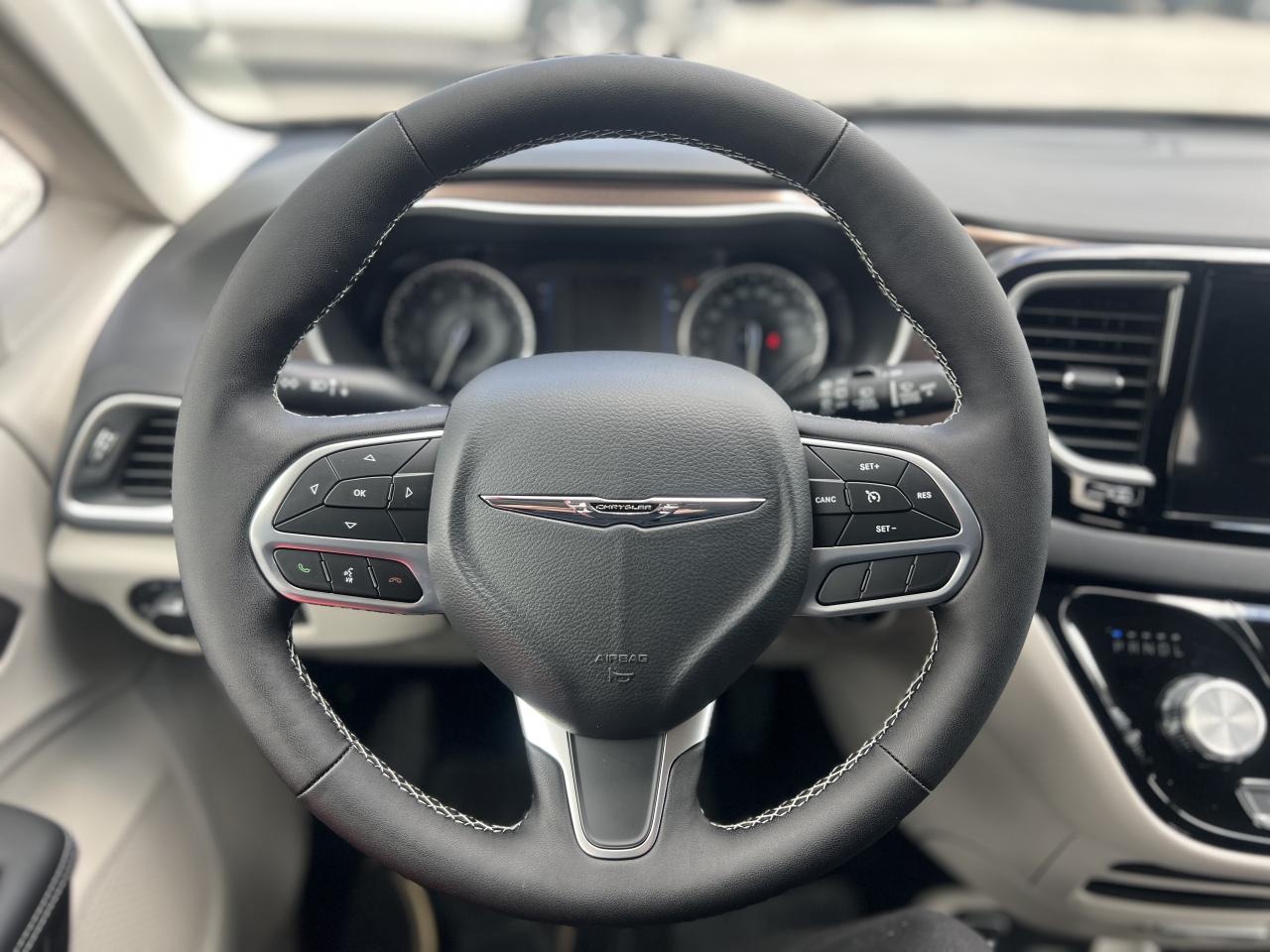 2024 Chrysler Grand Caravan SXT - Safety Tec Group - Navigation Photo