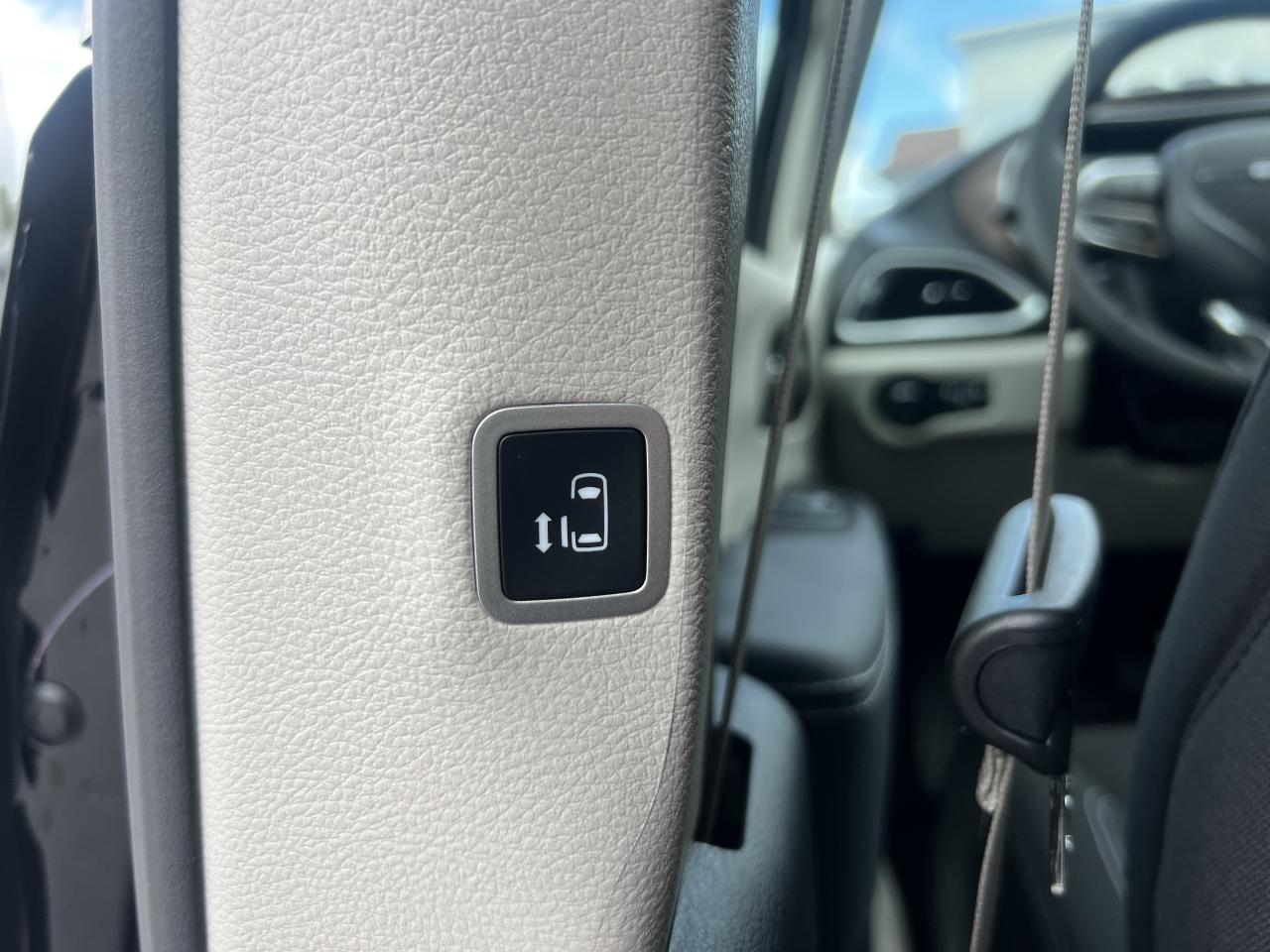 2024 Chrysler Grand Caravan SXT - Safety Tec Group - Navigation Photo