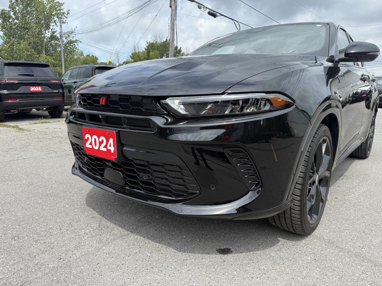 2024 Dodge Hornet PHEV R/T AWD  PHEV - TRACK PACK - BLACKTOP PACKAGE Photo