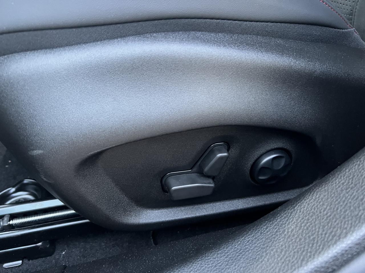 2024 Dodge Hornet PHEV R/T AWD  PHEV - TRACK PACK - BLACKTOP PACKAGE Photo