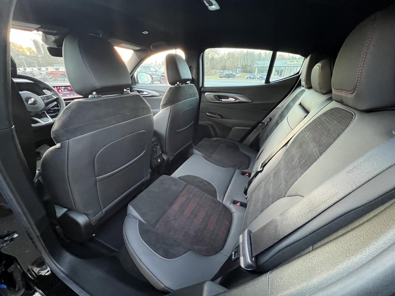 2024 Dodge Hornet PHEV R/T AWD  PHEV - TRACK PACK - BLACKTOP PACKAGE Photo