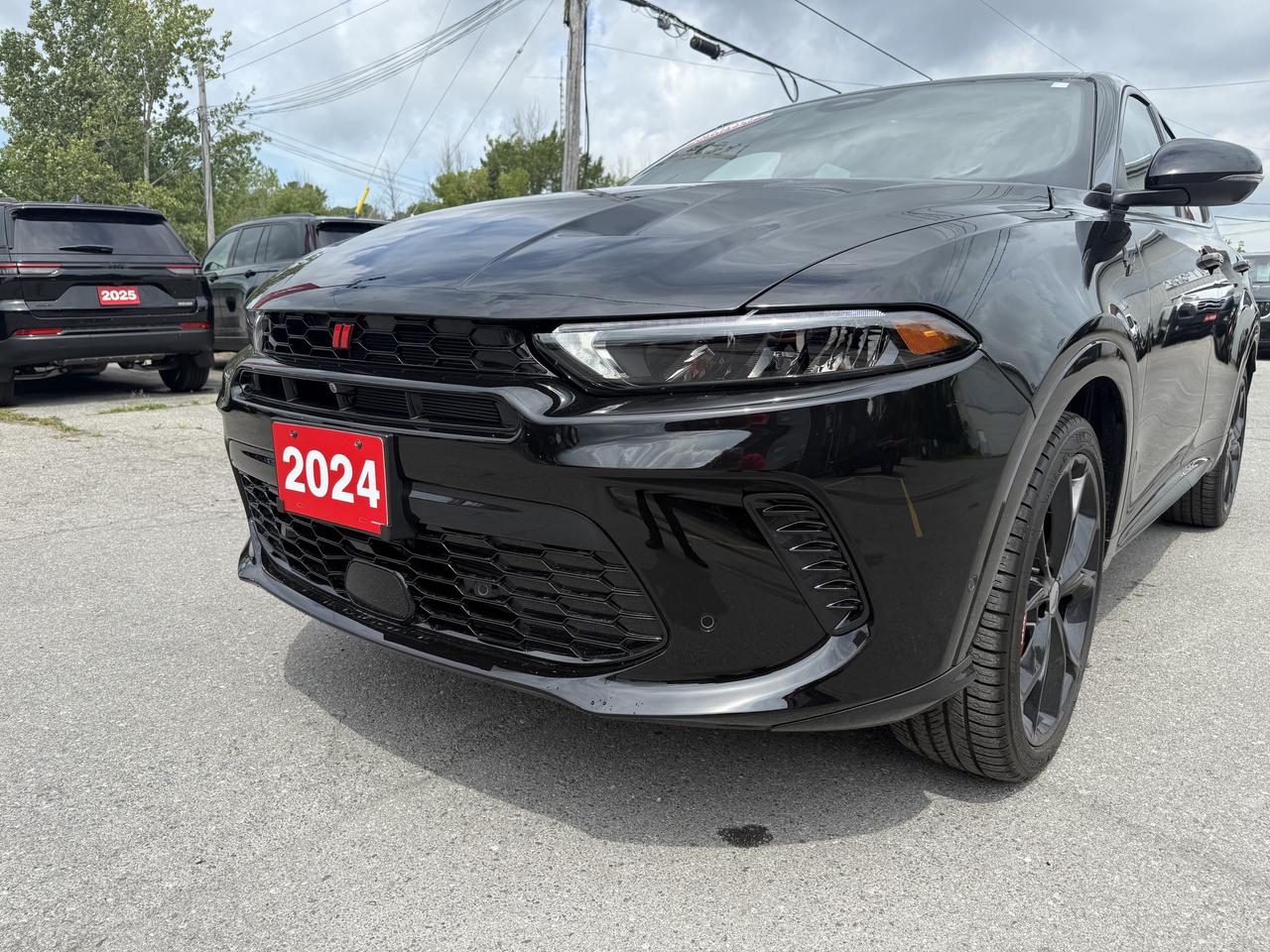 2024 Dodge Hornet PHEV R/T AWD  PHEV - TRACK PACK - BLACKTOP PACKAGE Photo