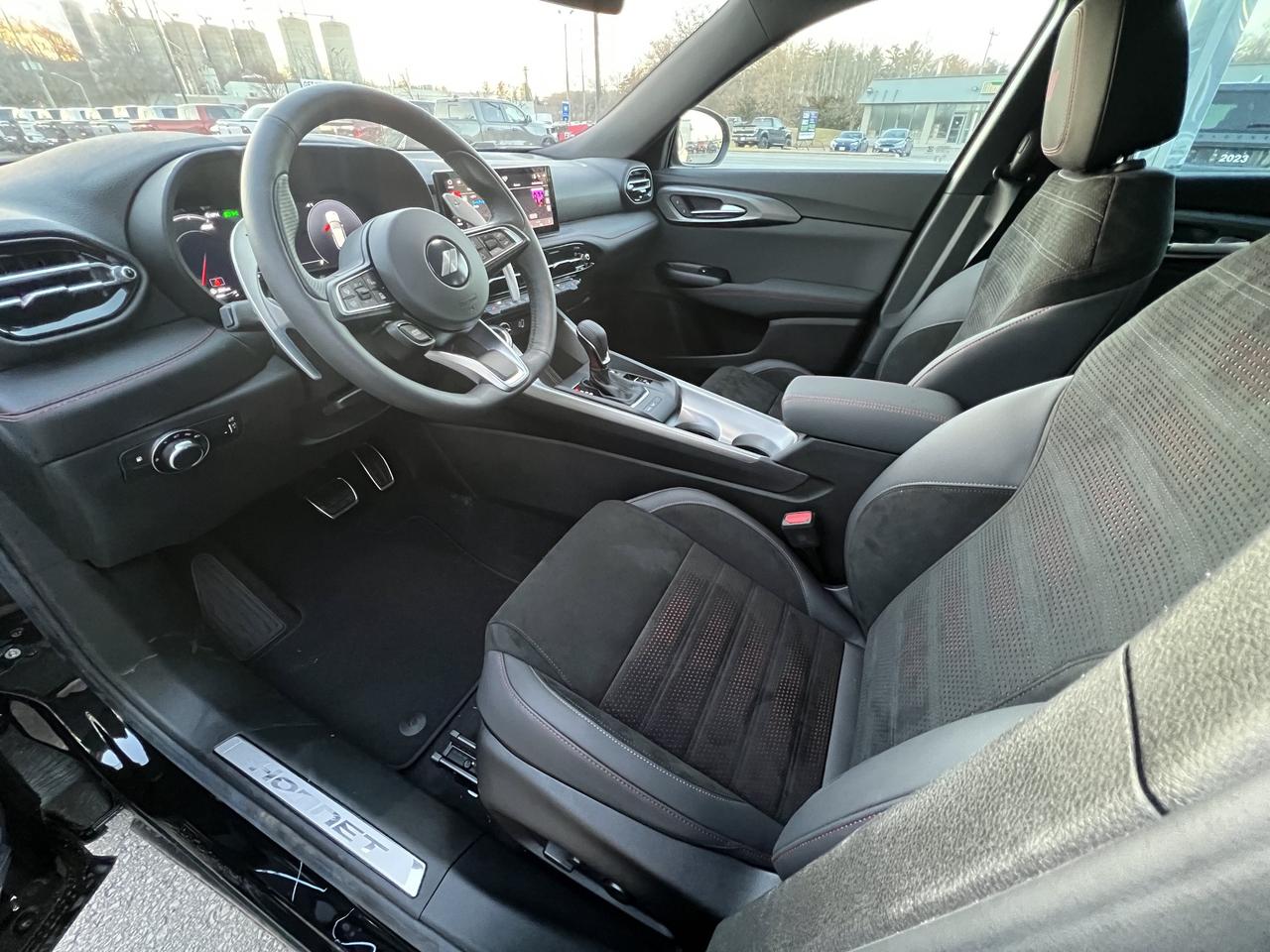 2024 Dodge Hornet PHEV R/T AWD  PHEV - TRACK PACK - BLACKTOP PACKAGE Photo