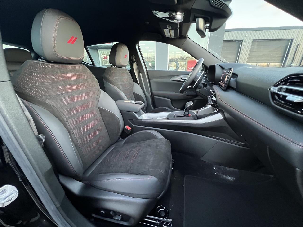 2024 Dodge Hornet PHEV R/T AWD  PHEV - TRACK PACK - BLACKTOP PACKAGE Photo