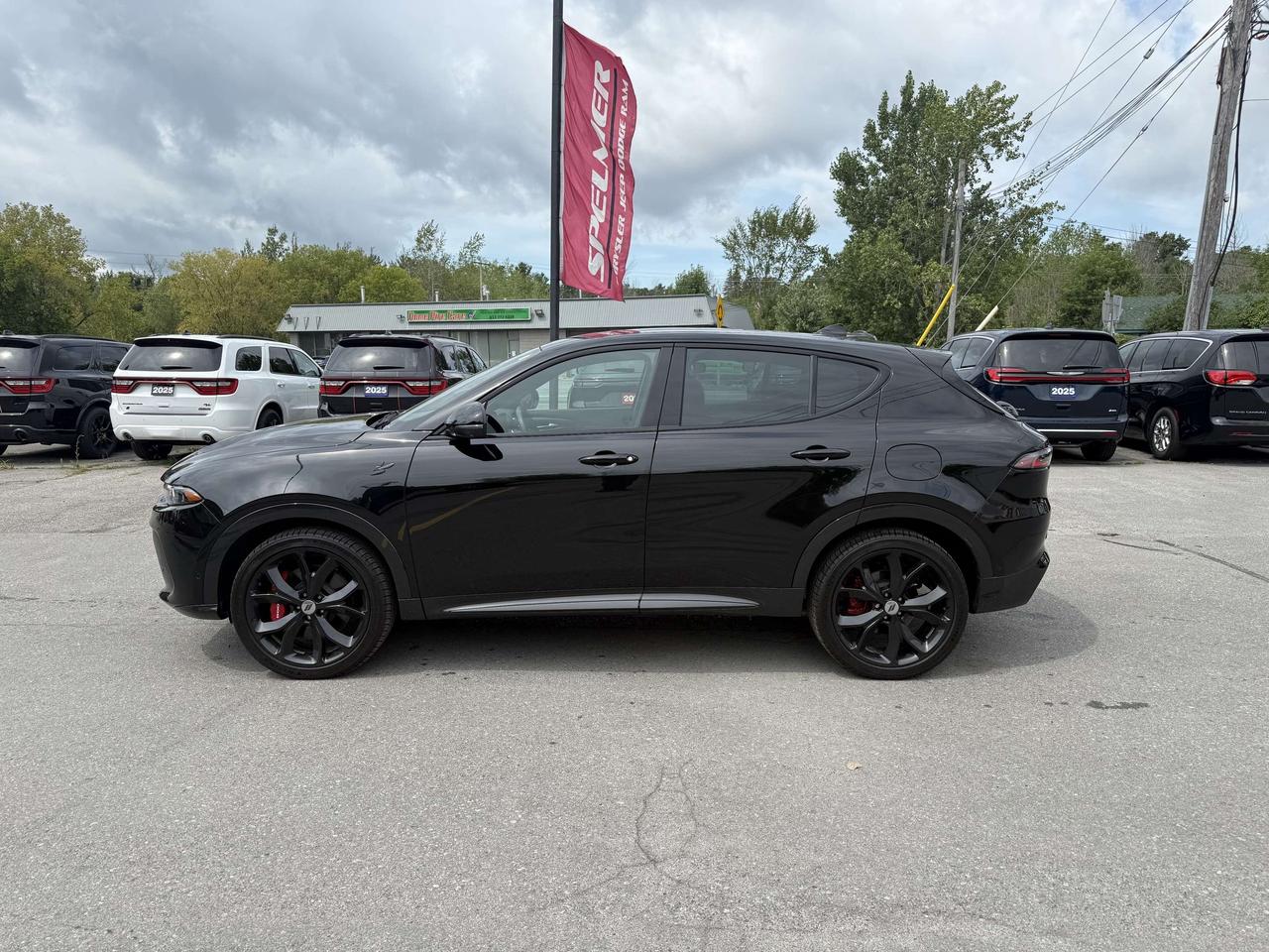 2024 Dodge Hornet R/T AWD  PHEV - TRACK PACK - BLACKTOP PACKAGE Photo2