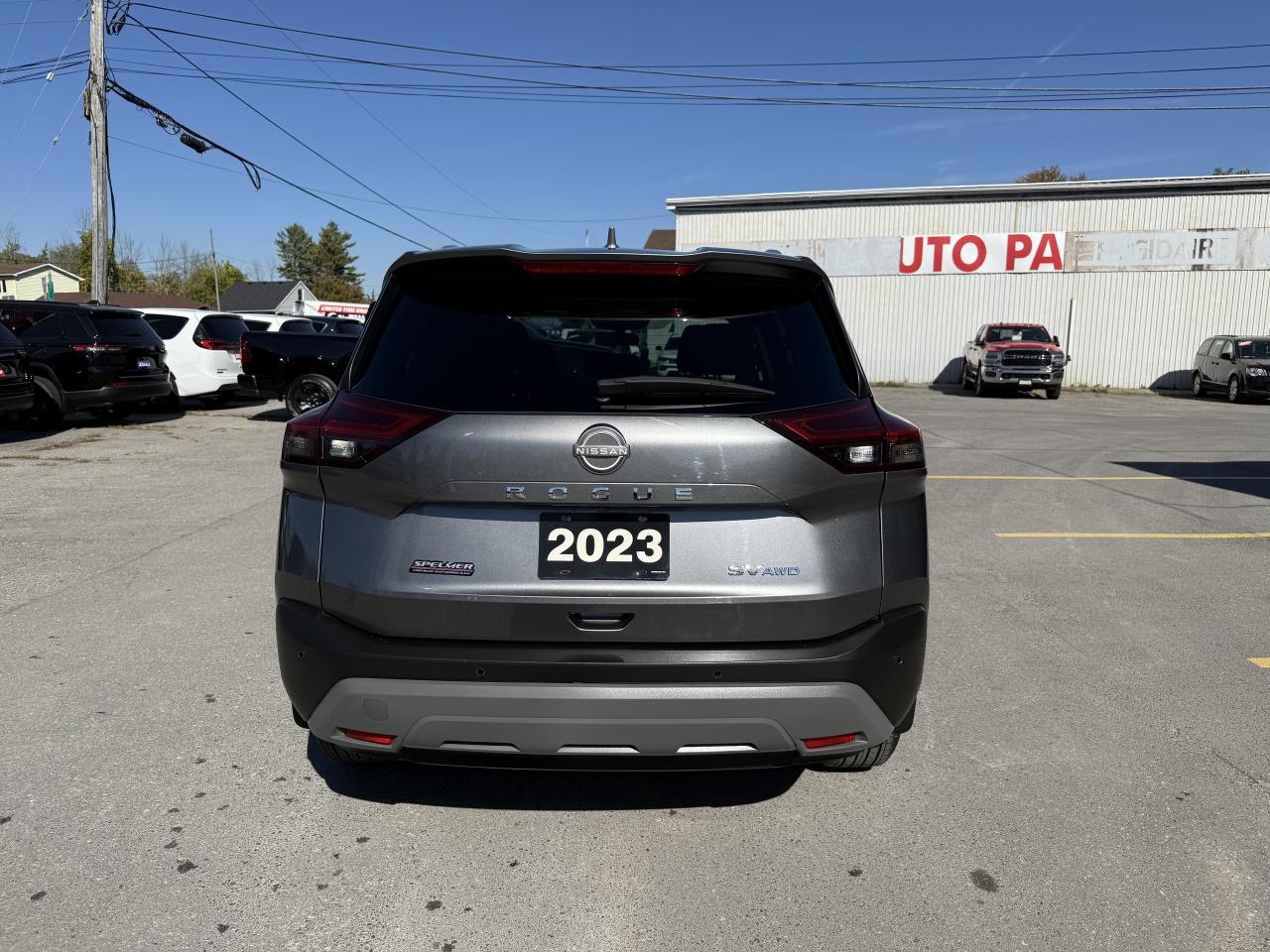 2023 Nissan Rogue AWD SV Moonroof - Heated seats - Remote Start Photo3