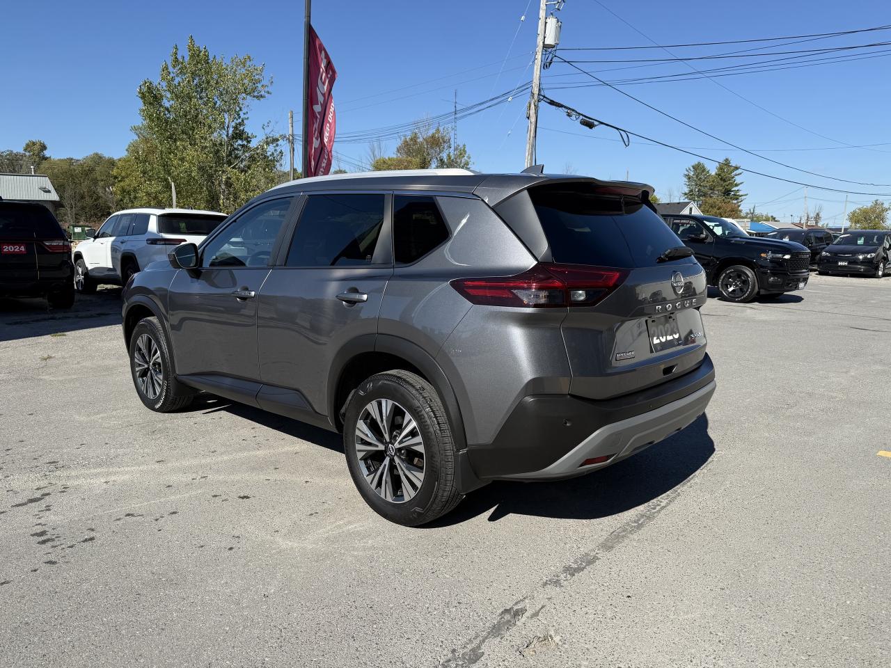 2023 Nissan Rogue AWD SV Moonroof - Heated seats - Remote Start Photo2