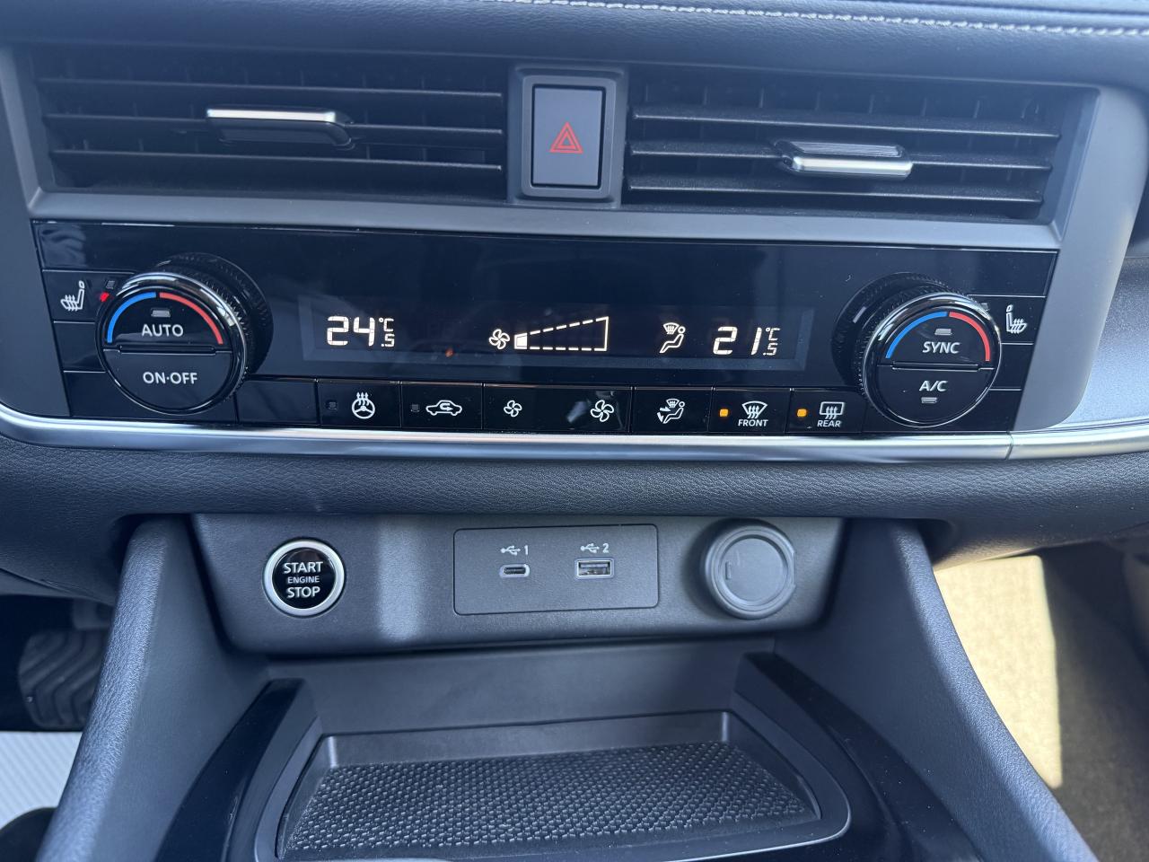 2023 Nissan Rogue AWD SV Moonroof - Heated seats - Remote Start Photo