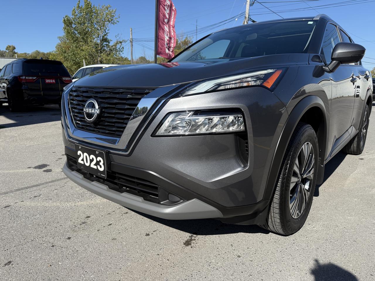 2023 Nissan Rogue AWD SV Moonroof - Heated seats - Remote Start Photo