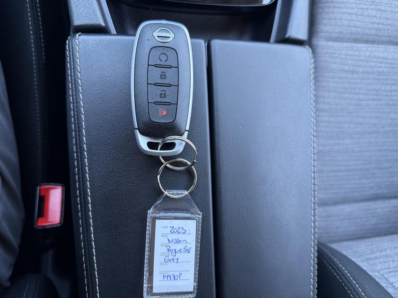 2023 Nissan Rogue AWD SV Moonroof - Heated seats - Remote Start Photo