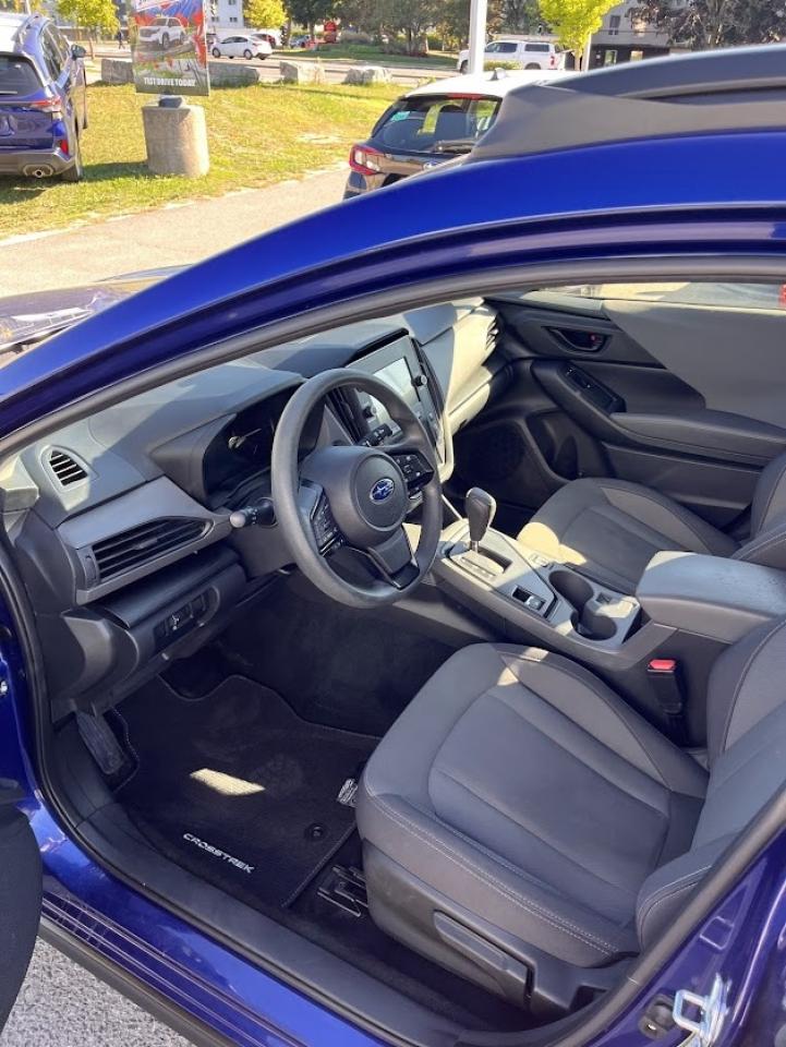 2024 Subaru Crosstrek Convenience Photo