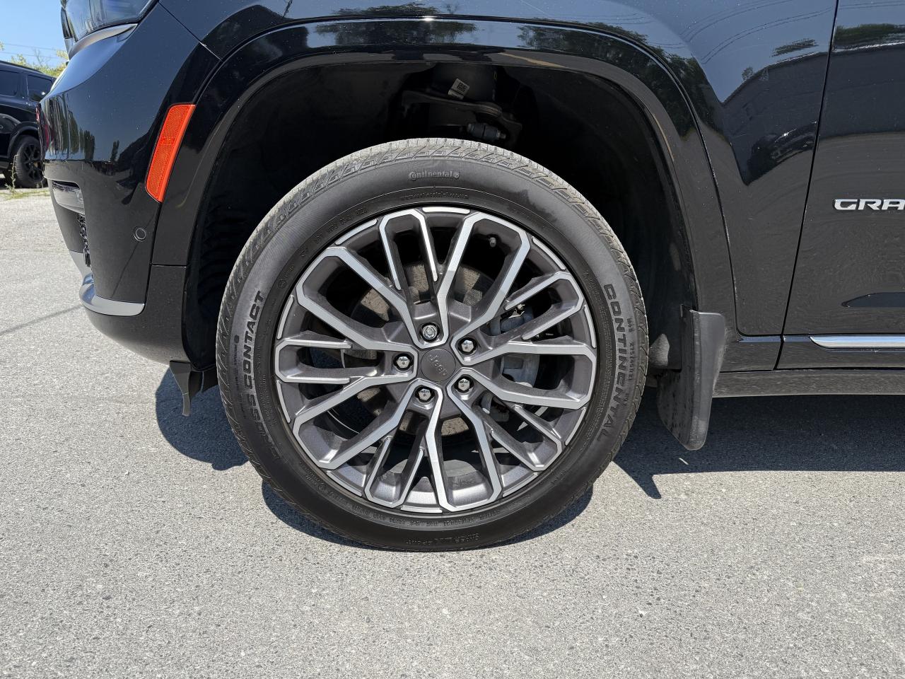 2023 Jeep Grand Cherokee SUMMIT RESERVE - LAST YEAR FOR THE HEMI !!!! Photo